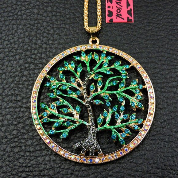 SALE ** BRAND NEW ** Beautiful Betsey Johnson Tree Necklace 🌳 - Picture 1 of 2